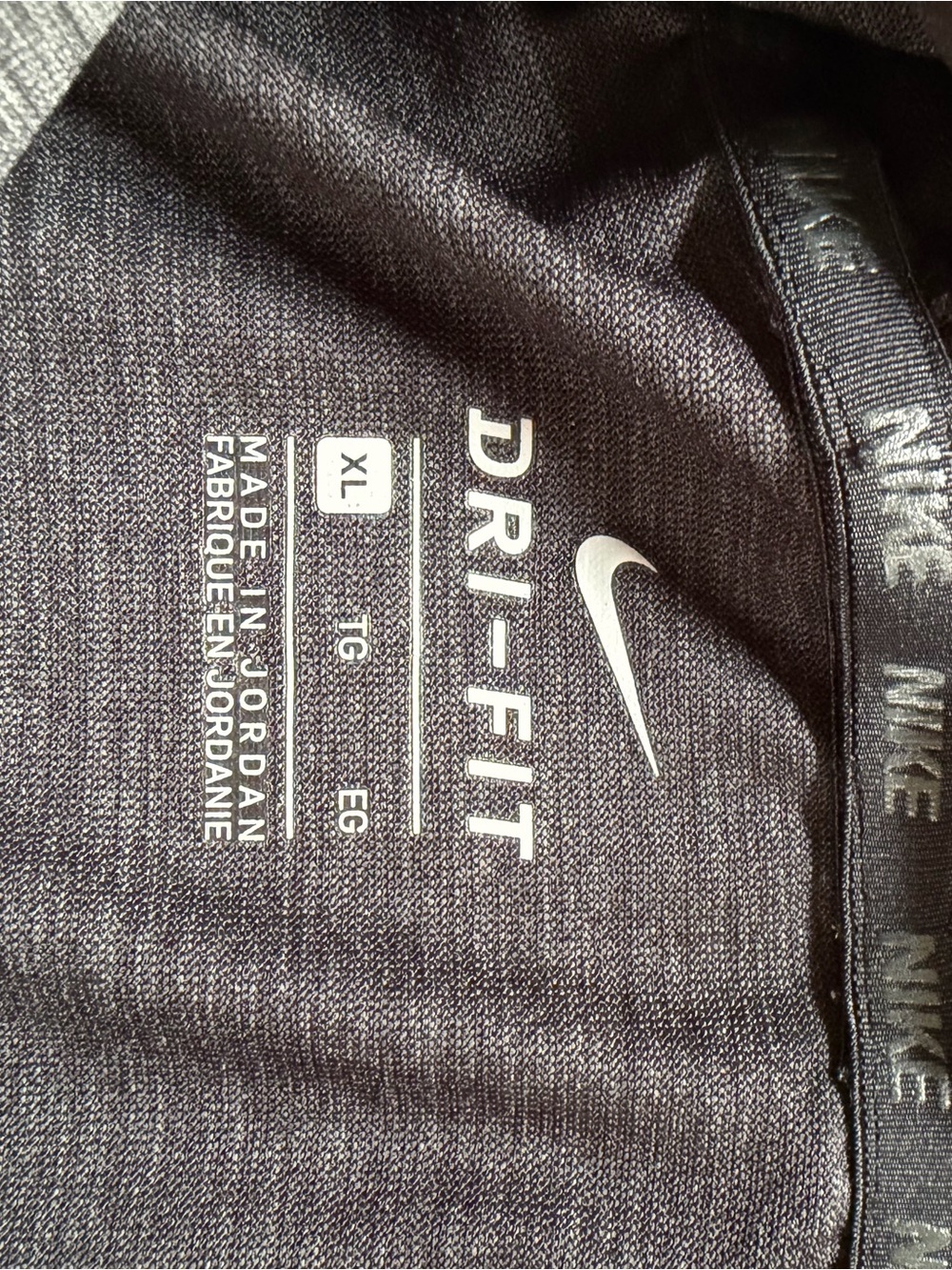 Nike Men’s Charcoal Gray Pullover Hoodie with Swoosh - Picture 3 of 3